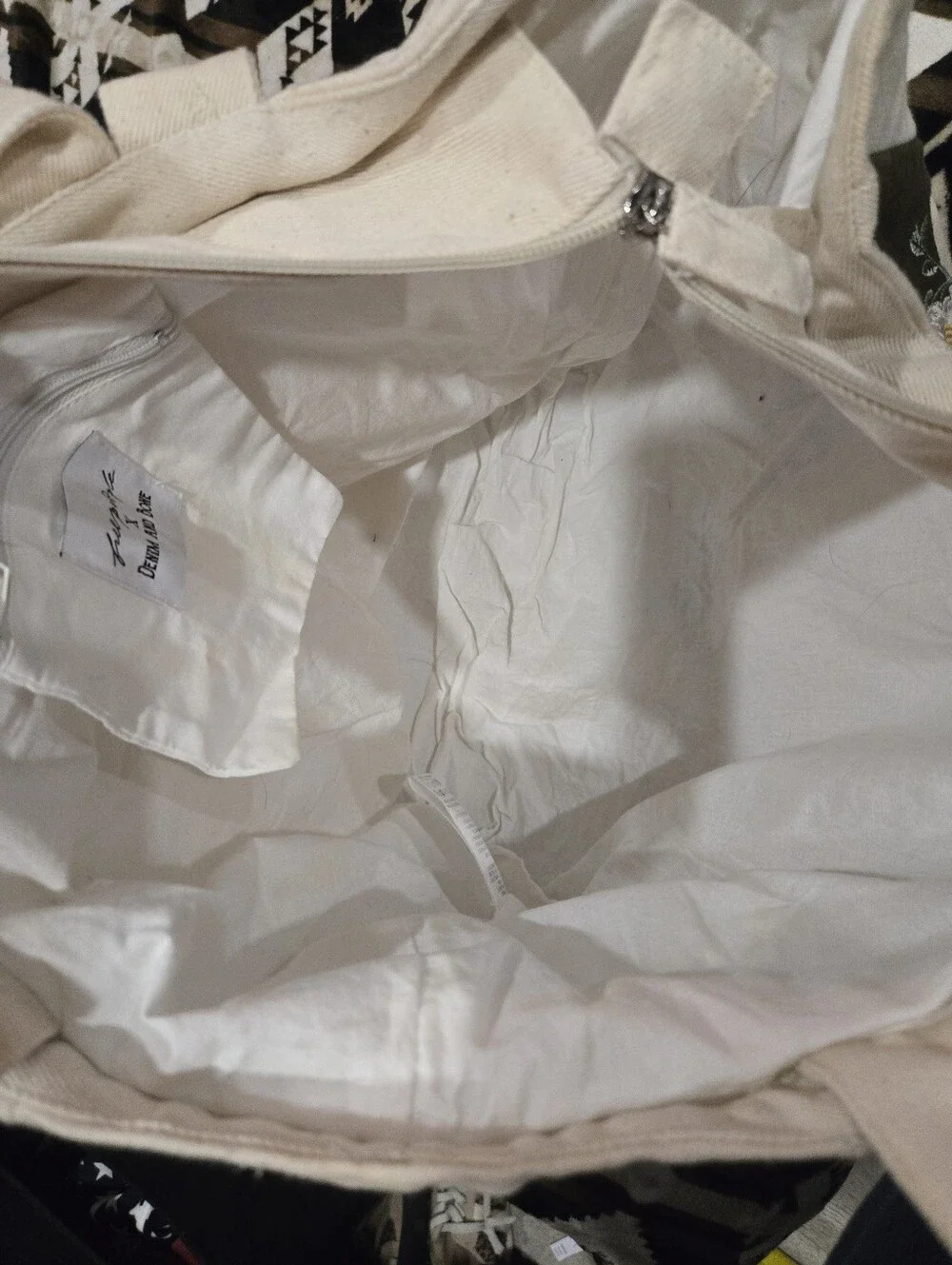 Embroidered Botanical Canvas Tote Free people x Denim and bone guc